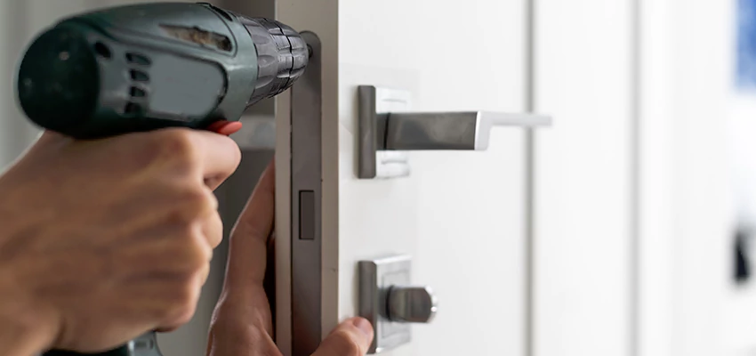 Locksmith For Lock Replacement Near Me in Fountain Valley, CA