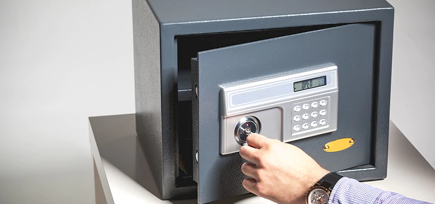 Jewelry Safe Unlocking Service in Fountain Valley, California
