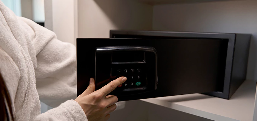 Safe Unlocking Service Company in Fountain Valley, California