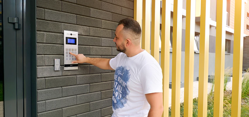 Locksmith Company For Smart Lock System Installation in Fountain Valley, California